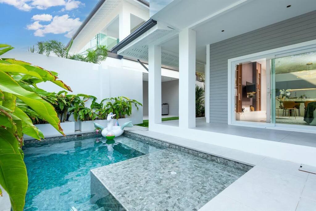 Azure Indigo Villa Pattaya