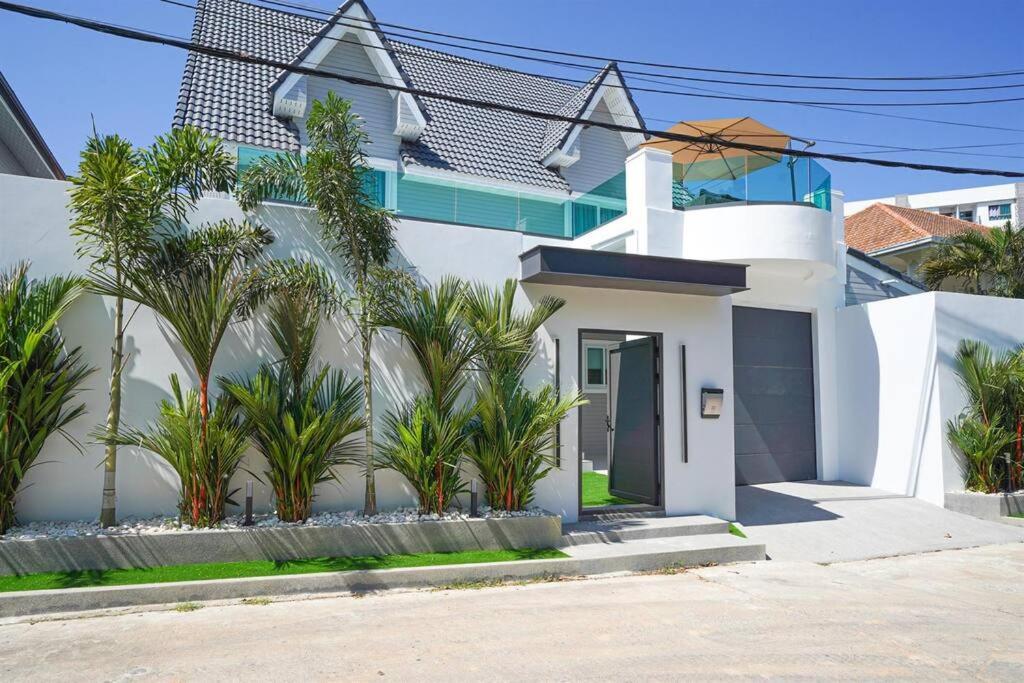 Villa Azure Indigo *